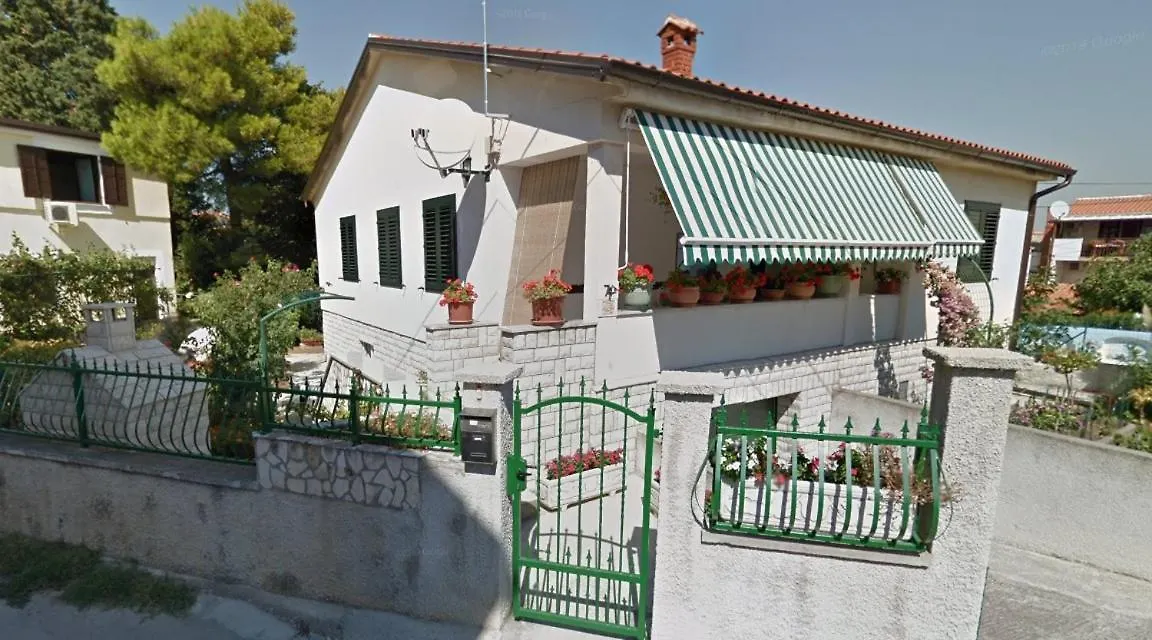 Homestay Kety Premantura Apartment